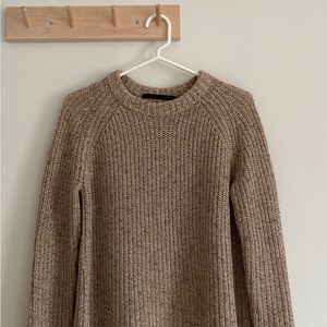 Jenni Kayne recycled cashmere fisherman sweater in marled camel, size S
